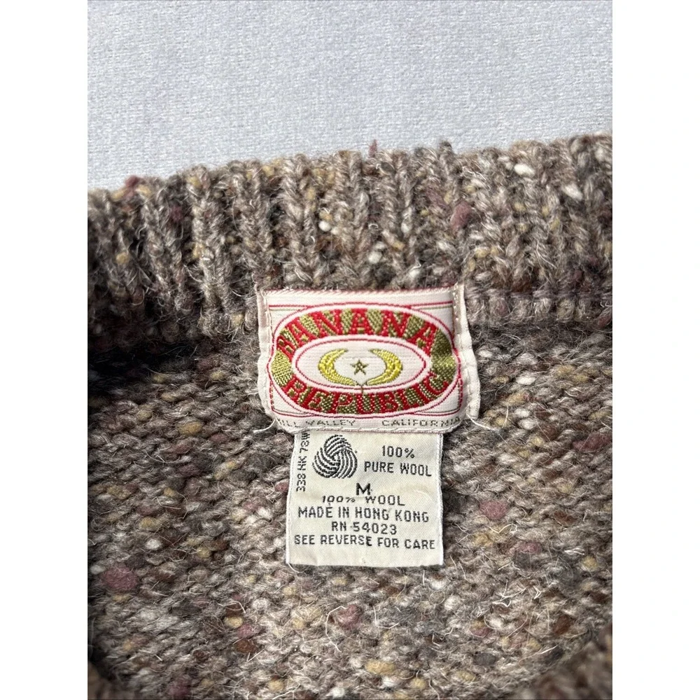 Vintage Banana Republic Sweater Mens Medium Pure Wool Crew Hong Kong 80s READ